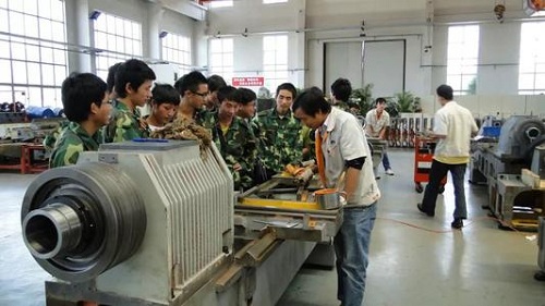 武汉铁路桥梁学校机电设备维修与管理专业