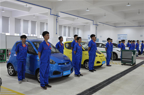 新能源汽车.jpg